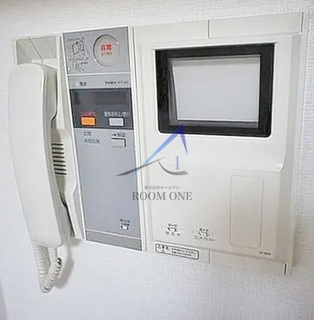 メインステージ八丁堀のセキュリティ|モニター付きインターホンです。