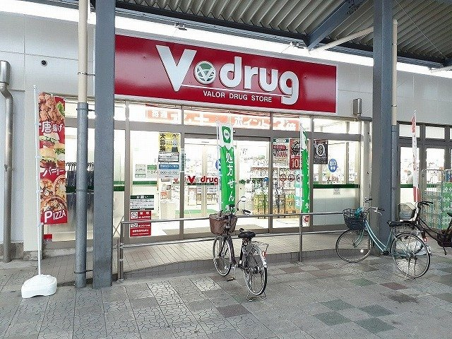 ウィステリアサカキの周辺