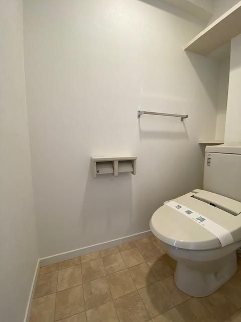 サンガイア和賀のトイレ|落ち着いた色調のトイレです※別号室のお写真になります。