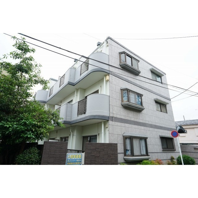 グリーンパレス用賀の外観|建物外観を気になさる方へ、見た目の良い物件です