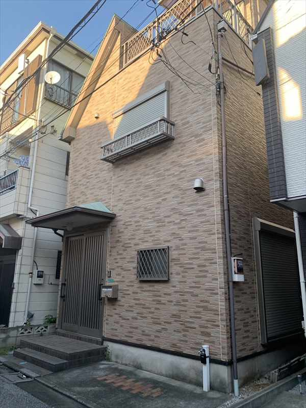 鹿骨貸家の外観|落ち着いた雰囲気の外観です