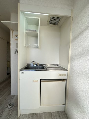 KAINOS弘明寺のキッチン|お料理しやすいキッチンです