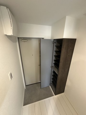 ベイルーム藤沢善行の玄関|ゆったりとした玄関です