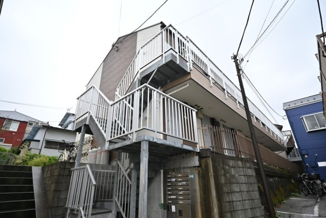 プロスペール神大前の外観|外はこのようになっています