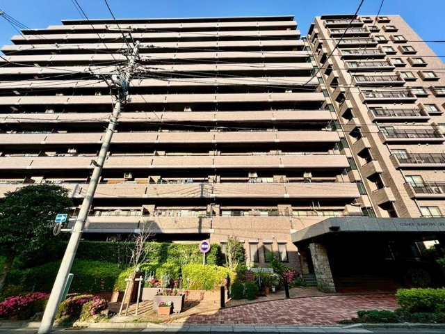 コスモ住吉扇橋の外観|コスモ住吉扇橋：オートロック＆宅配ボックス付きマンションです！