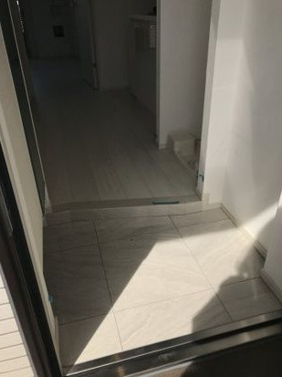 クレヴィスタ西馬込の玄関