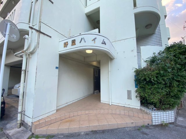 【エントランス】 | 野里ハイム | 野里ハイム★那覇市曙エリア
