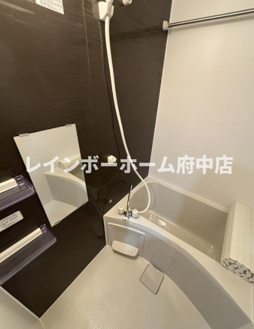 ウエストミモザの浴室