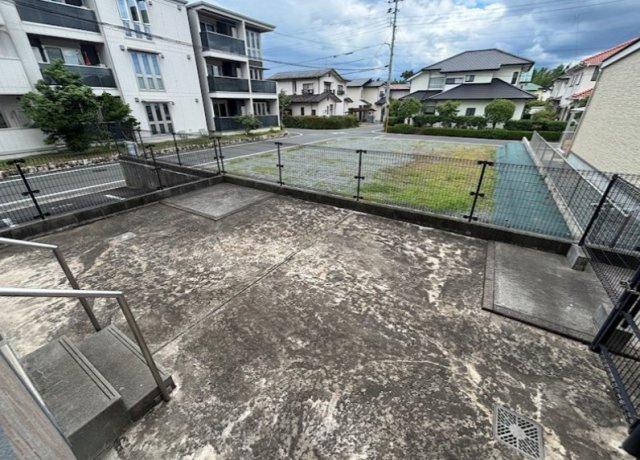 菊池郡菊陽町大字津久礼の賃貸マンションの庭|たまにはお庭で休日を過ごしてみるのもよいかもしれません