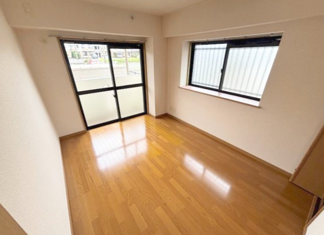 菊池郡菊陽町大字津久礼の賃貸マンションの内装|洋室