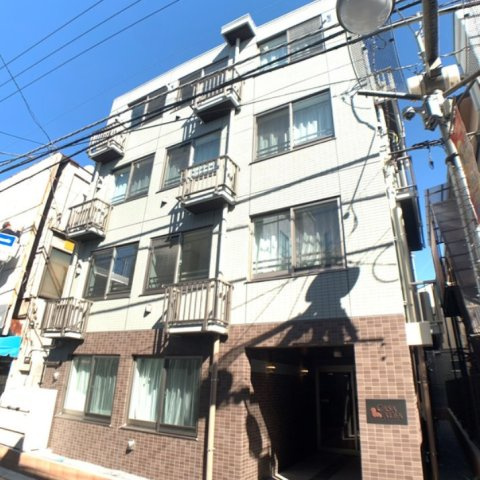 カーサアルバの外観