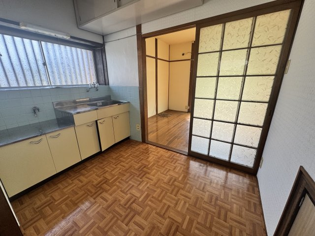南丘一丁目　戸建の居間・リビング