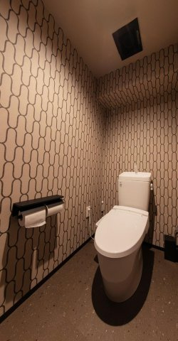 東京都墨田区　1棟売旅館・ホテル　「rakuna Inn 星・宙」のトイレ