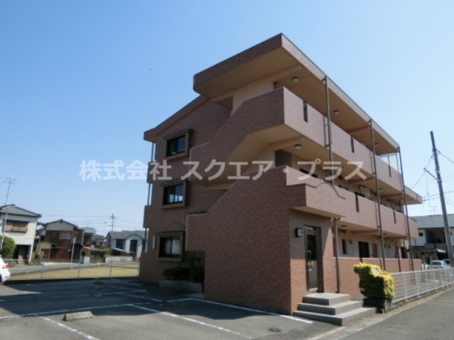 エルドラード真木の外観
