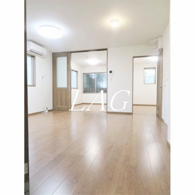 【居間・リビング】 | あさおか邸 | 洋室のお部屋です。
