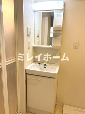 レピュア大森レジデンスの洗面所|同建物内、別のお部屋の参考写真になります。