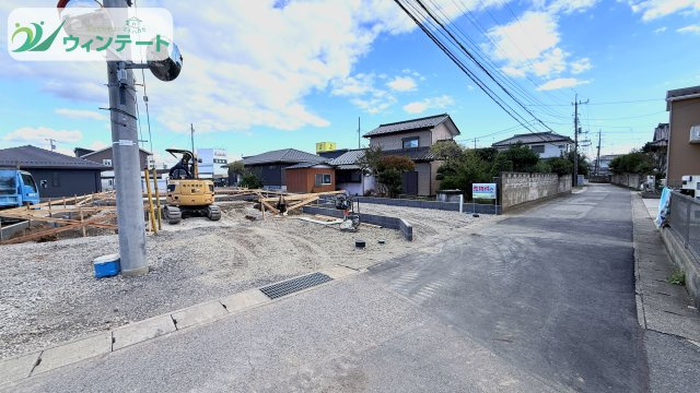 【Livele Garden】　古河市三杉町　の前面道路含む現地写真|敷地面積184.65㎡（55.85坪）のゆとりある土地で、陽当たり・風通しも良好。ぜひ現地でご体感ください。