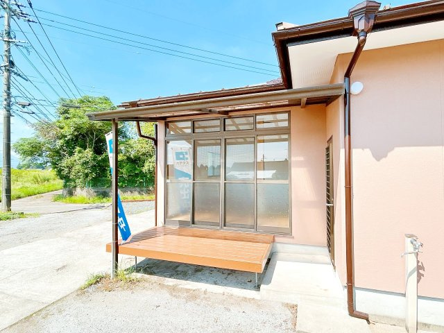 都城市野々美谷町の中古一戸建のその他|テラス
