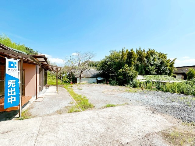 都城市野々美谷町の中古一戸建の庭