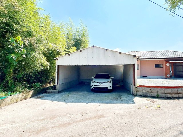 都城市野々美谷町の中古一戸建のその他|車庫