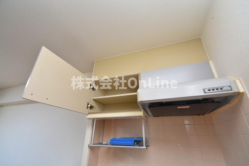 東大阪市岩田町１丁目の賃貸マンションの収納