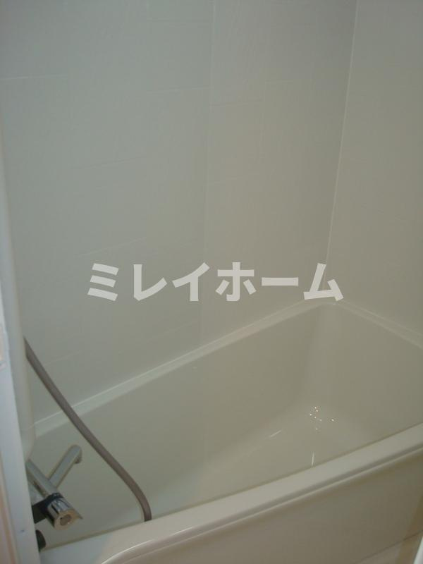 アジールコート武蔵新田の浴室