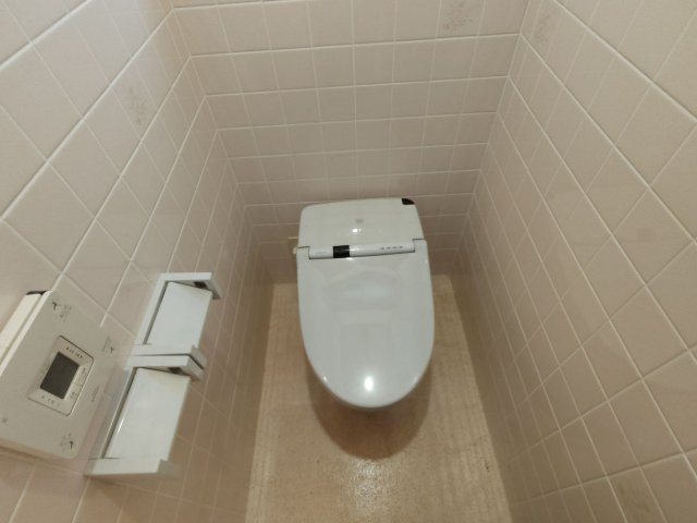 大東市北条５丁目の一戸建てのトイレ