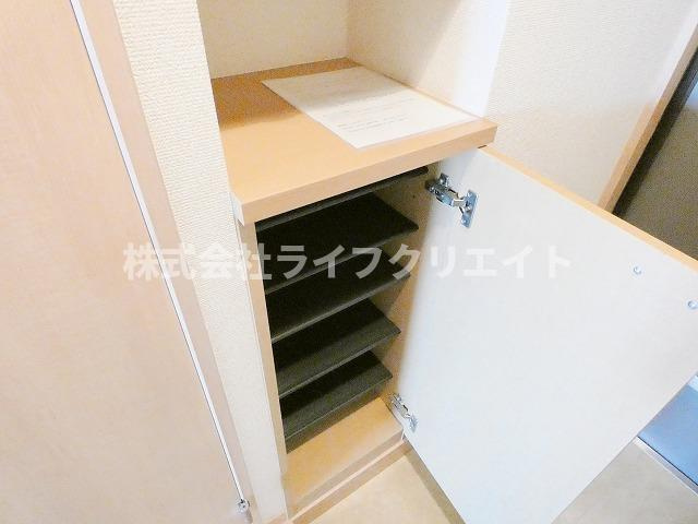 モナクマーシュの収納