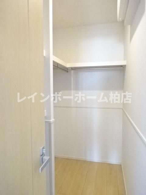 特典：仲介手数料が50％OFFです‼の収納|ウォークスルークローゼットです