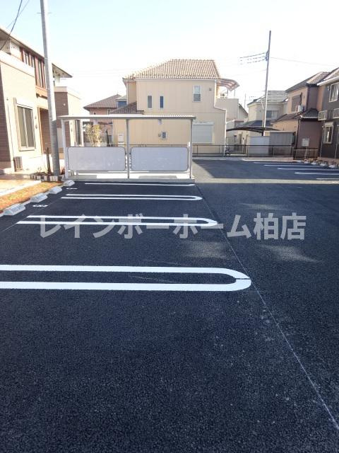 特典：仲介手数料が50％OFFです‼の駐車場|駐車場です