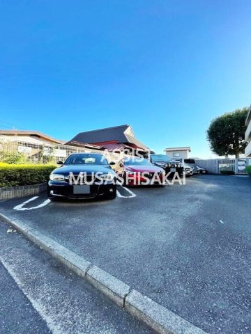 ハピネス武藏野の駐車場