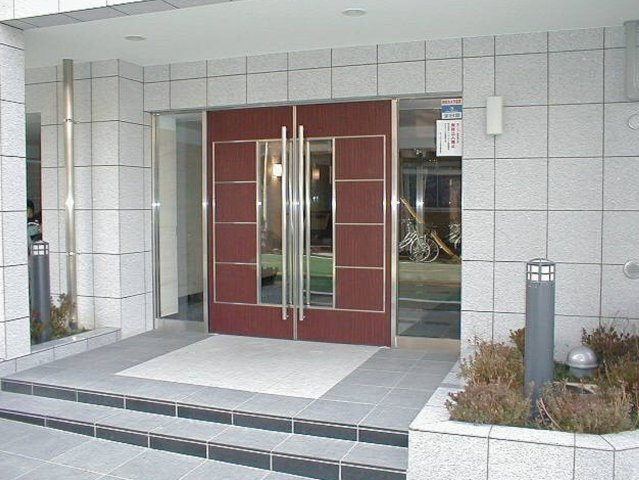 ステージグランデ茗荷谷のエントランス