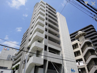 東京ロイヤルコートの外観