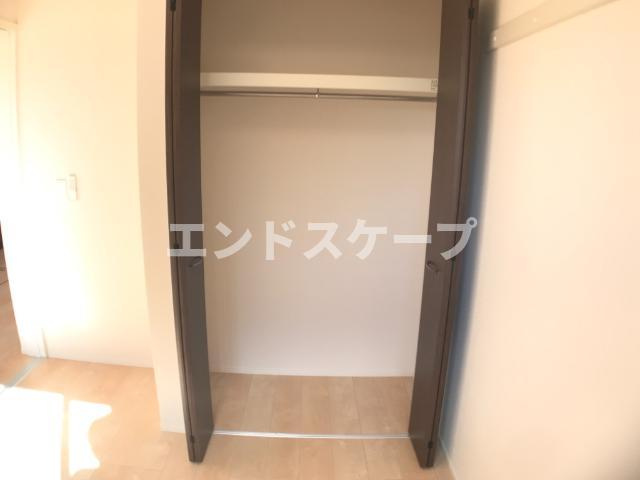 グランデⅡの収納|洋室クローゼット
高崎、前橋のお部屋探しはエンドスケープまで！お客様の理想お聞かせ下さい♪