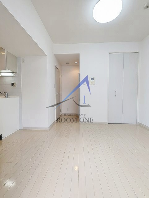ダイナシティ西新宿 の居間・リビング|洋室のお部屋です。
