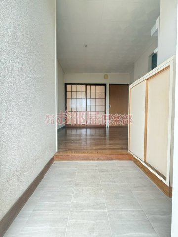 レピュート平田の玄関|ゆったりとした玄関です