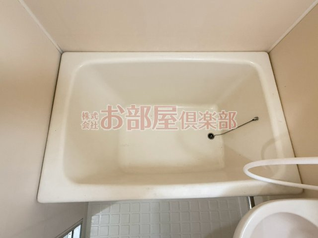 レピュート平田の浴室