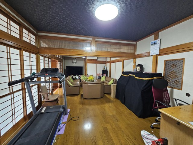 嘉家佐和戸建ての居間・リビング|リビングです