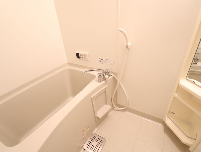 セジュールカトレアの浴室