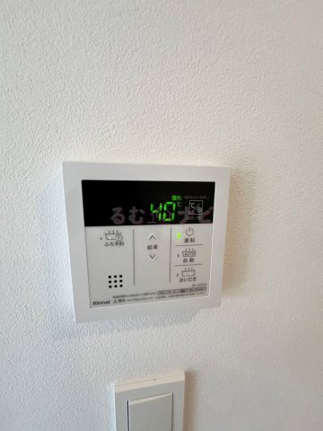 福岡市博多区三筑２丁目の賃貸マンションのエントランス