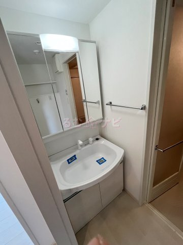 福岡市博多区三筑２丁目の賃貸マンションの洗面所