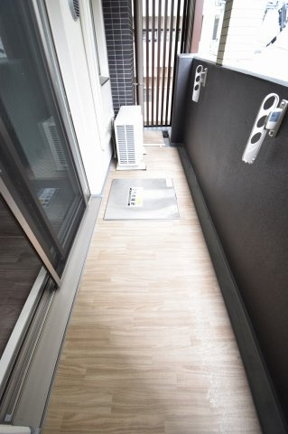 La Douceur谷町のバルコニー