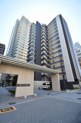La Douceur谷町の外観