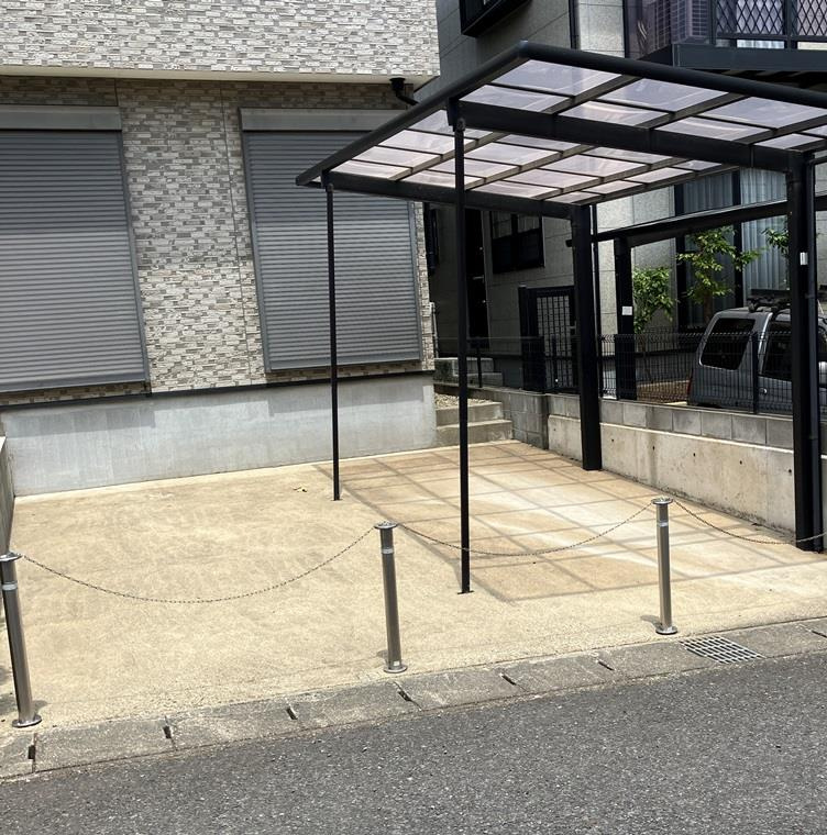 南新木戸建の駐車場|駐車スペースもあります