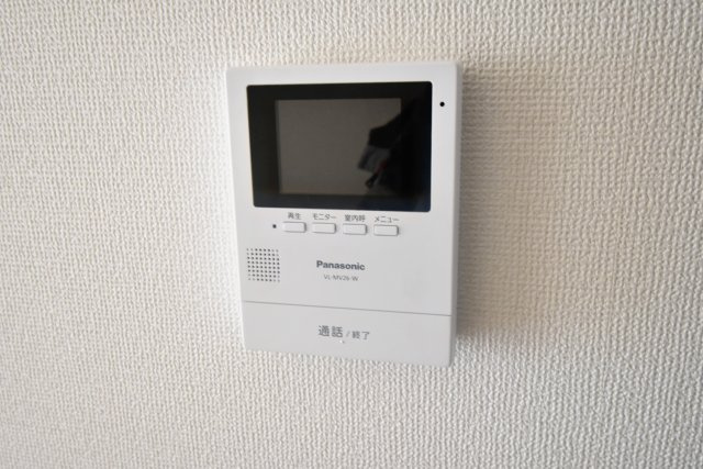 西宮市小松西町１丁目の賃貸マンションのセキュリティ