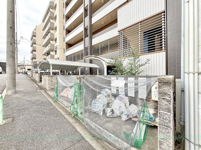 ル セルクルのその他