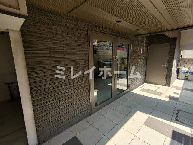  スカイコートパレス蒲田Ⅱのエントランス