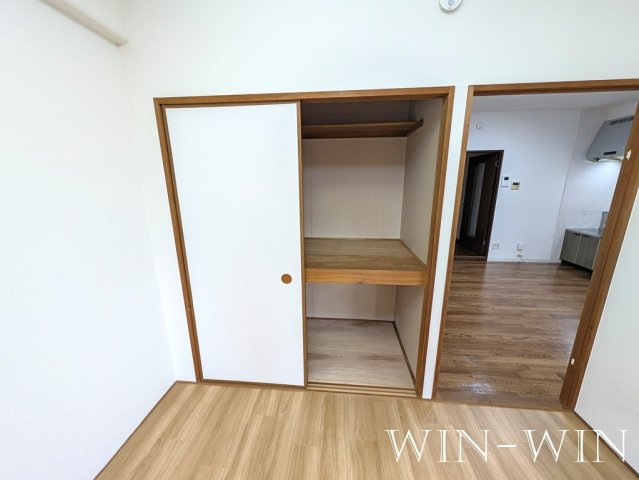 フリーダムコート 弐番館の収納