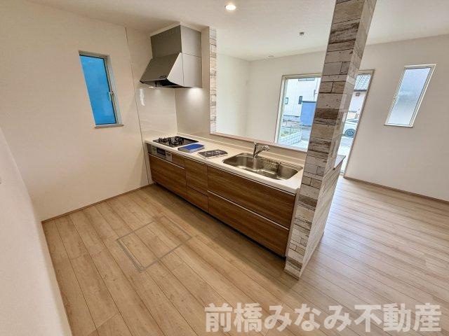 【新築】前橋市南町2丁目　限定１棟　ハートフルタウン　新築建売のキッチン|お料理しやすいキッチンです