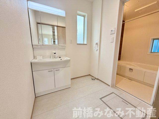 【新築】前橋市南町2丁目　限定１棟　ハートフルタウン　新築建売の独立洗面台|独立洗面台で身支度をすべて済ませてしまいましょう